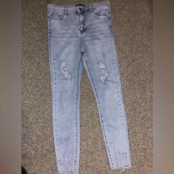 —Jeans! - Picture 2 of 4